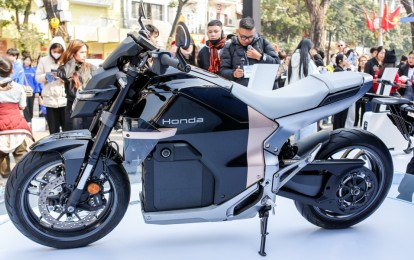 Mô tô điện Honda WN7 lần đầu được trưng bày tại Việt Nam, liệu có mở bán trong nước?